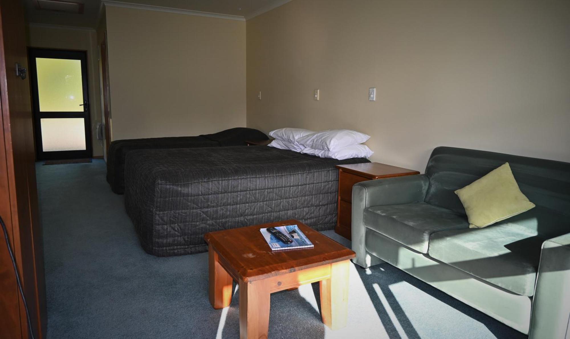 Donegal House Hotel ไคคูรา ภายนอก รูปภาพ