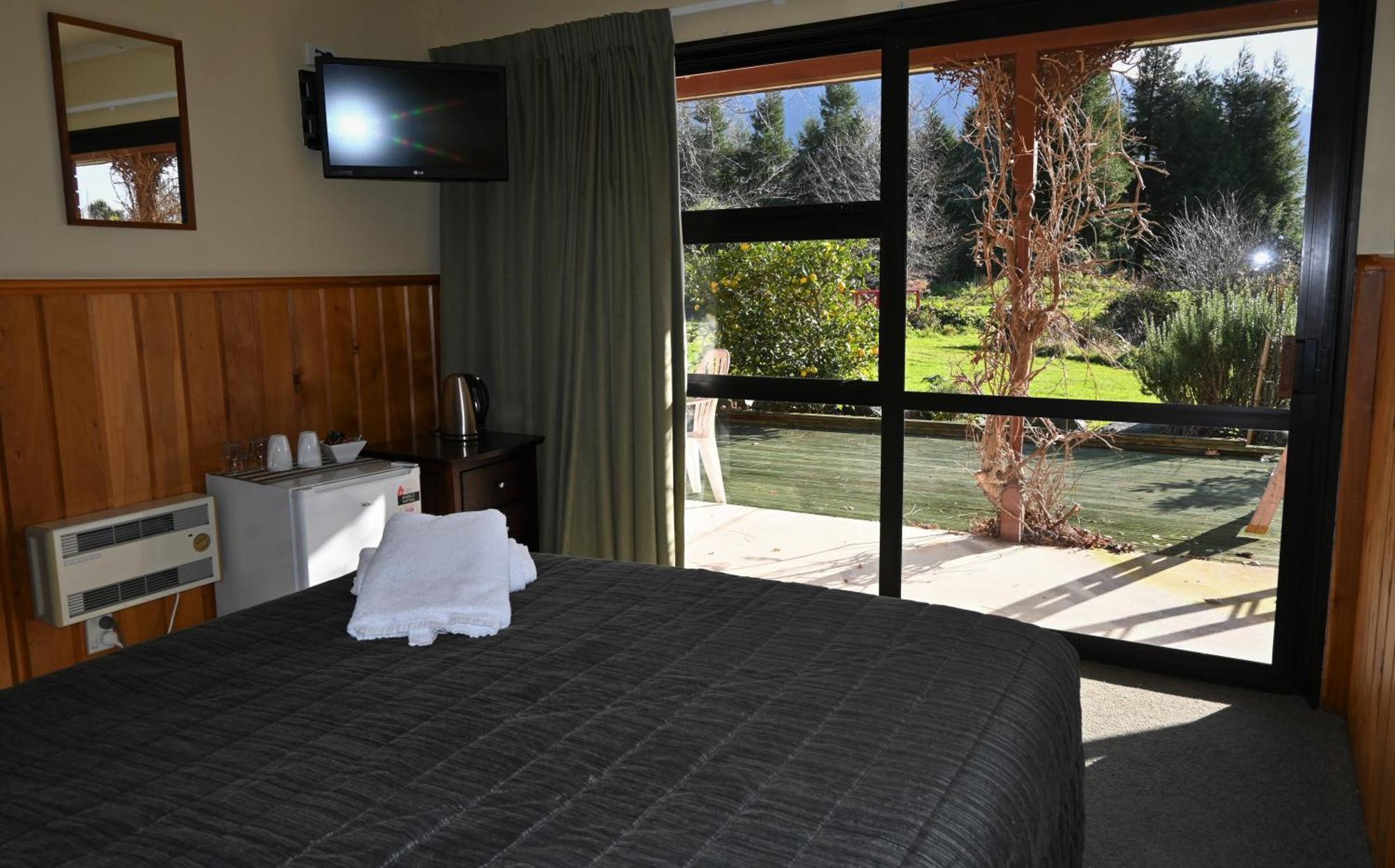 Donegal House Hotel ไคคูรา ภายนอก รูปภาพ