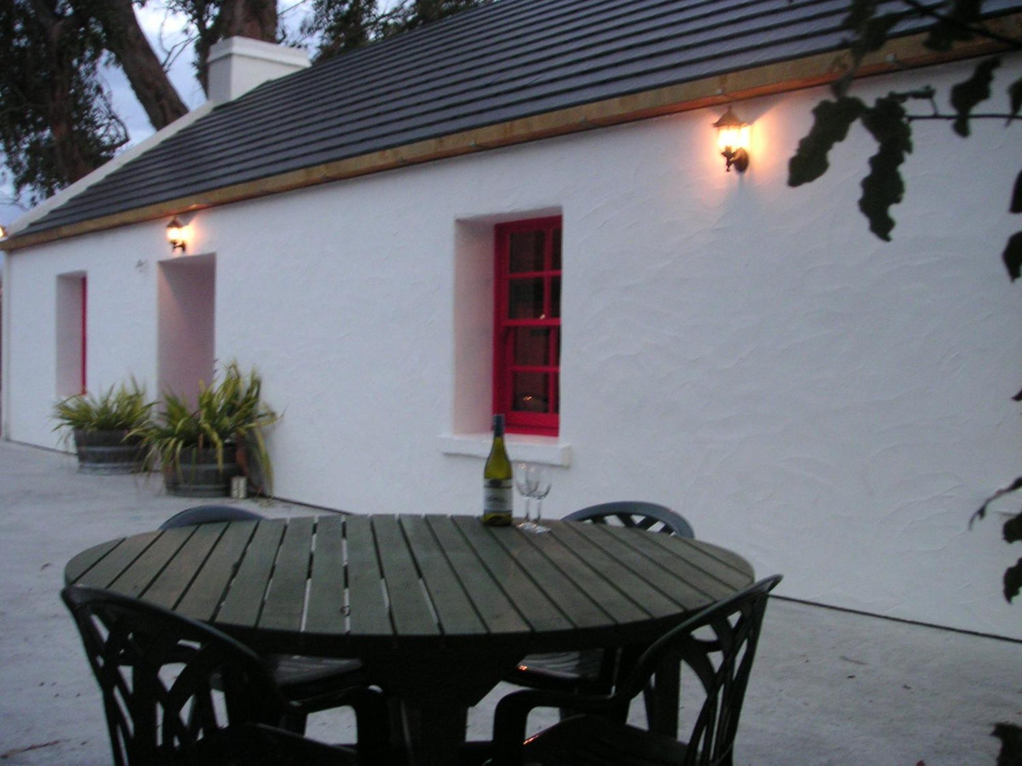 Donegal House Hotel ไคคูรา ภายนอก รูปภาพ