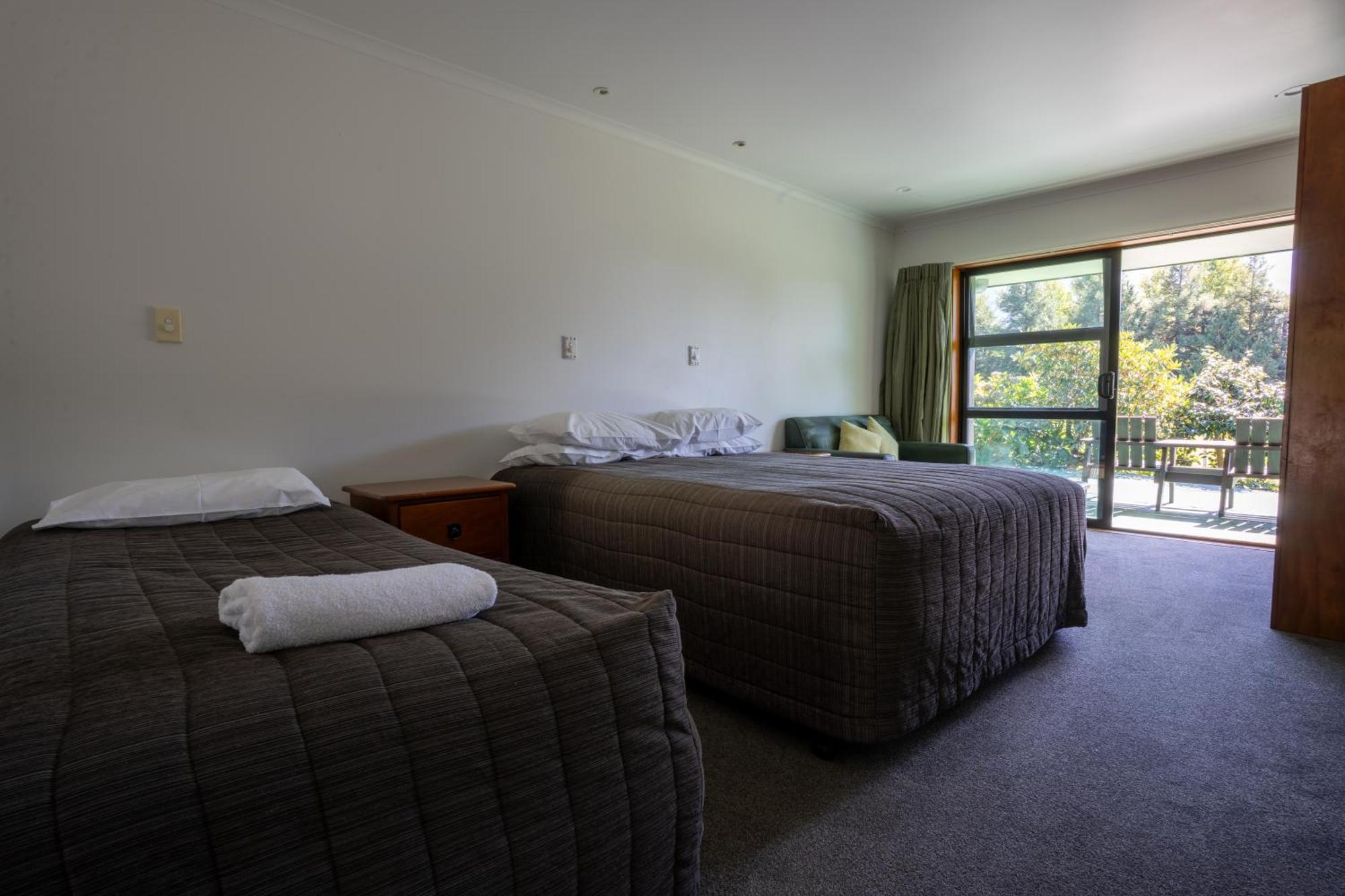 Donegal House Hotel ไคคูรา ภายนอก รูปภาพ